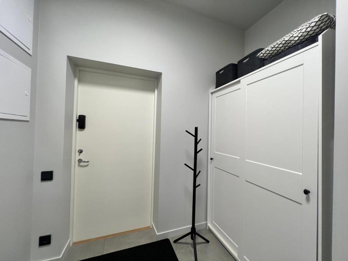 Stylish New Apartment In Riga Old Town - City Centre, Self Check-In, Walkable To Major Attractions Екстериор снимка